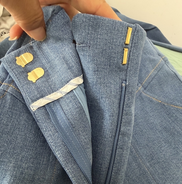 Veronica Beard Frenkle Denim Pant - Picture 14 of 16